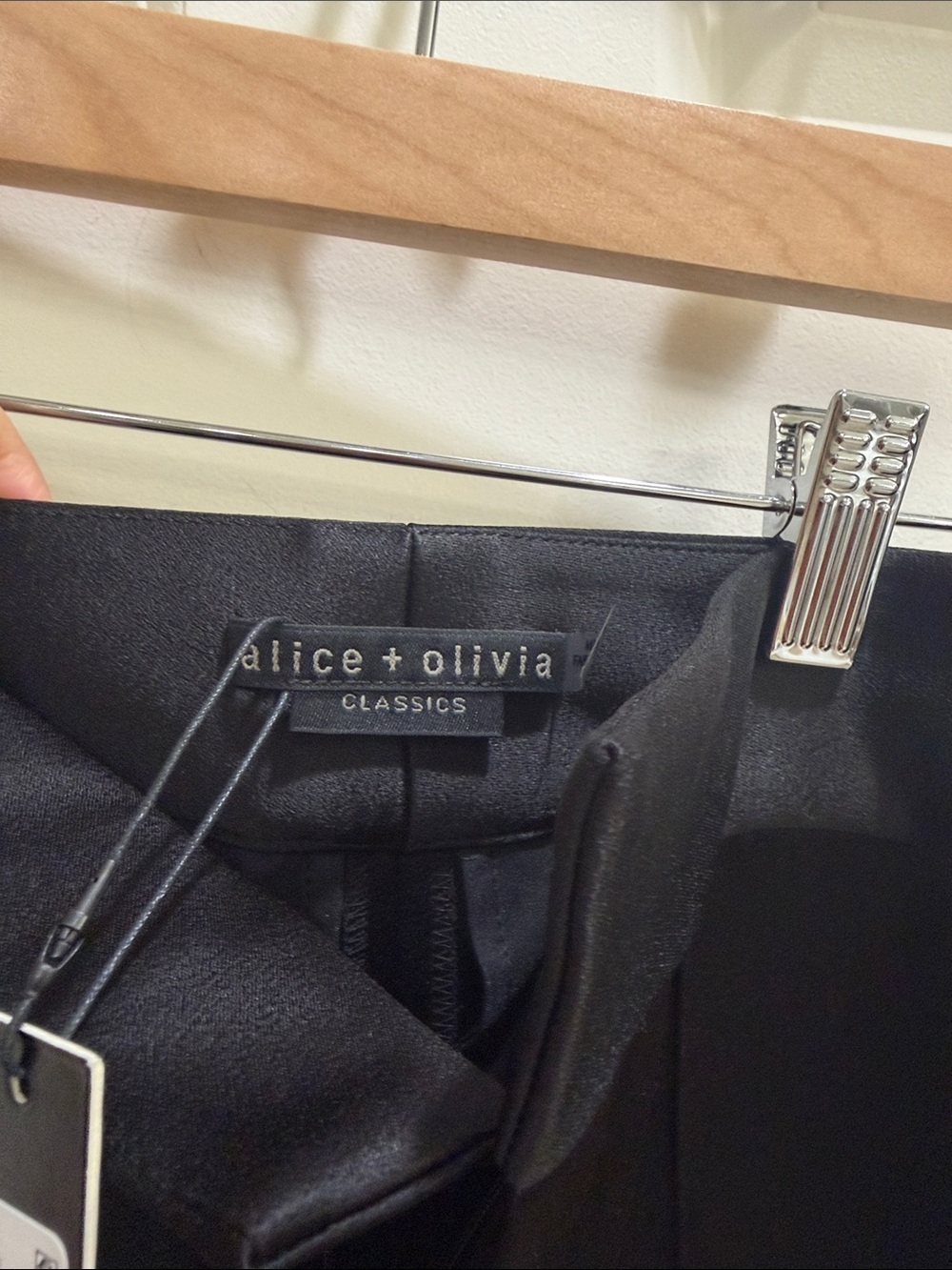 Alice + Olivia Black Wide-Leg Trousers - Picture 3 of 4
